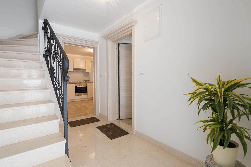 Phoenix Studio Apartment Split Exterior foto